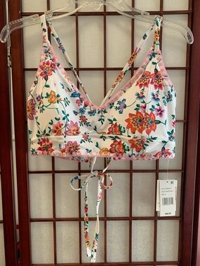 NWT Jessica Simpson White/Pink Floral Multicolored Bikini Top in Size XL